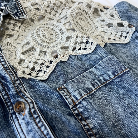 Oli & Hali Denim Button Up with Lace Accents - Picture 5 of 7